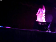 县城歌舞团下乡巡回演出又唱又跳非常给力