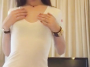 无毛骚逼护士装不穿内内艳舞挑逗 激情口交 超级诱惑 高清露脸 强烈推荐