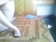 极品白嫩大奶妞女上位操起来高潮了