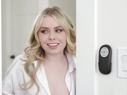 挑逗继兄弟的大鸡巴疯狂上位骑乘高潮