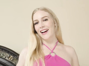 花痴艾玛·斯塔莱托总是渴求精液灌满菊花