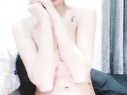 全程露脸小骚货奶子中间性感的玫瑰纹身