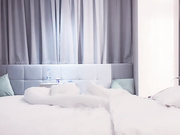 事前吃药 小姐姐直呼受不了.