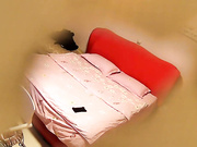 賓館鐘點房拍攝到的年輕漂亮長發氣質美女第一次和網友開房啪啪 貌似見面後還有點不好意思 露臉高清