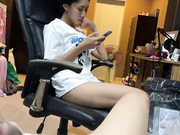 骚女友家中色诱 好兄弟 背着我偷腥做爱