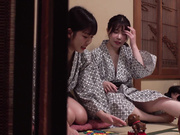 [STSK-125] 温泉スパコンスイ媚薬チカン2スパ施設で癒され無防備な美女たちを粘着観察刺激的な興奮剤混入ガンギマリ種付け生刺し性交 - 3of5