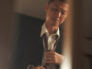 [JUQ-708] ハプニングバー人妻NTR 「あなたのためよ…」と言っていた妻がいつしか群がる男たちに夢中になっていた。 - 1of5