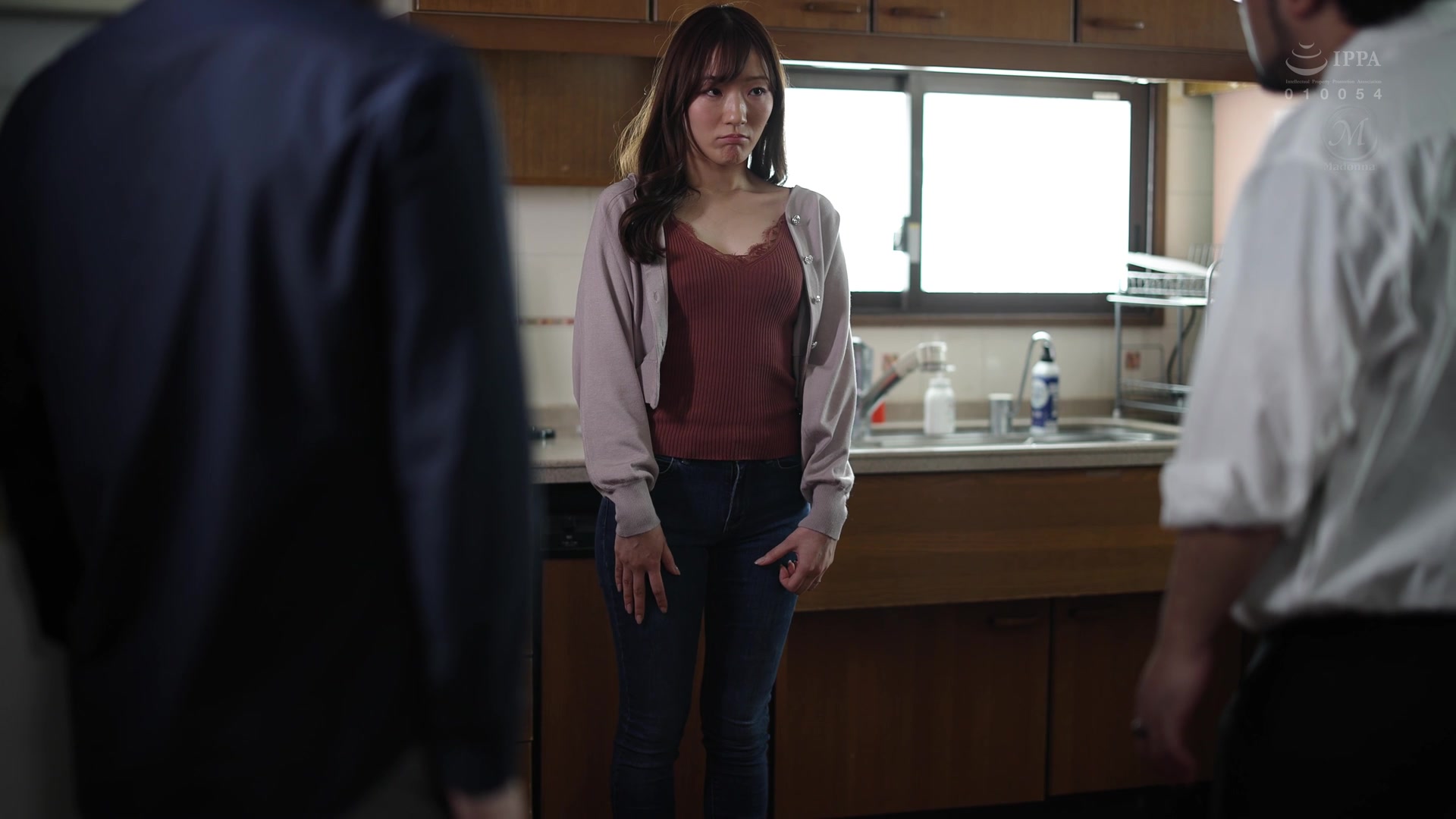 [JUQ-747] マドンナ専属第2弾！！中出し解禁！！ 夫の親友に孕ませられた私 横峯めぐ - 1of5