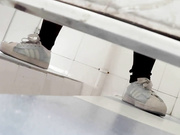 國內廁拍大神潛入某高校公共女廁拍攝到的各式學生美女如廁噓噓 貌似有幾個妹子顏值不錯 1080P高清