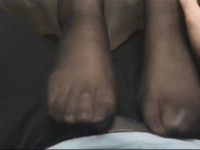 精品推薦 魔鬼身材黑絲長腿性感氣質學妹星級酒店私拍 受不了被攝影師潛規則撕破黑絲玩穴 粉嫩鮑魚白漿溢出 1080P原版高清