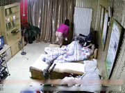 居家攝像頭黑客破解拍攝到的年輕小夫妻居家日常啪啪過性生活 幹得有點猛啊 露臉高清