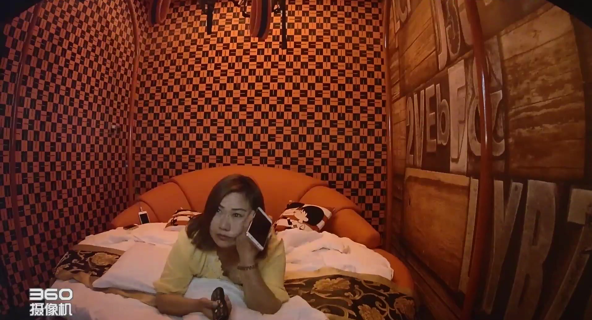 中年男和丰腴少妇主题酒店开房激情两人经验丰富动作花样多看起就是过瘾