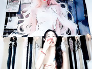 黑丝露脸风骚的人妻跟蒙面大哥激情啪啪，吃奶抠逼淫水泛滥，口交大鸡巴，无套插入激情爆草，浪叫不止好骚啊