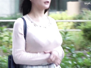 [破解]LULU-008 ブルマおばさんのピタパン尻に我慢できずにバックからねじ込むデカチン即ハメ！青年ち○ぽのイッても止めない追撃ピストンに心奪われたデカ尻妻が - 3of5