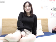 [破解]HAWA-267  寝取らせ検証『夫婦で女性用アダルトグッズを試すはずが…』モニター調査で男性スタッフに責められイキ潮を吹かされた妻はその後、浮気してしまうのか？ - 1of5