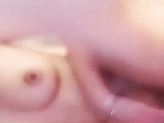 颜值很高的宝贝跟小哥激情啪啪直播全程露脸，特写展示骚穴口交大鸡巴激情上位，让小哥压在身下爆草高潮不断