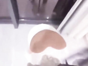 【真实乱伦原创】接年幼的妹妹钢琴课下课 利用她“少女心”哄骗去萌萌哒儿童房 借机揉捏粉嫩小阴蒂淫水拉丝