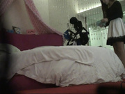 色影师房间安装摄像头偷拍名模美女脱光光换衣服