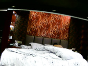 酒店摄像头TP肚腩哥打电话应召个成熟小姐感觉有点坑爹这姿色居然要200块