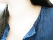 性欲强少妇勾搭滴滴司机开房还打电话叫来朋友一块玩3P