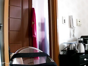 家庭摄像头破解强开偷拍高颜值性感身材坚挺美乳妹子刚洗完澡出浴裸身擦润肤液还是一个无毛逼很骚气