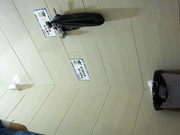 坐盗市最新流出商场全景女厕偷拍其中两个黑丝妹子很有撸点