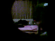 广州某私人会所炮房洞中偷窥很会玩的嫖客换着制服玩