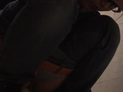 天气冷了，妹子们都开始穿的厚起来了