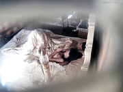 气质漂亮的大学短裤美女背着男友偷偷在宾馆私会男校友偷情时不慎被服务员偷拍,长得漂亮,身材又好,操完又操!