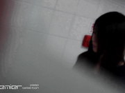 最新流出某高校女卫系列 多视角偷拍学生妹方便好多年轻漂亮气质美眉入镜1080P超清