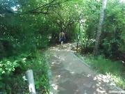 淋浴间淫荡少女吸大屌