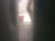 偷拍妈妈上厕所