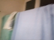 吃完宵夜把淫骚女白领带到出租屋啪啪草到她说脚软站不住了