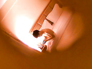 斯文眼镜男约会说话很嗲又骚又会撒娇扮可爱漂亮美女站位口交说有尿不裹了脱光啪啪叫的人心痒痒对白搞笑