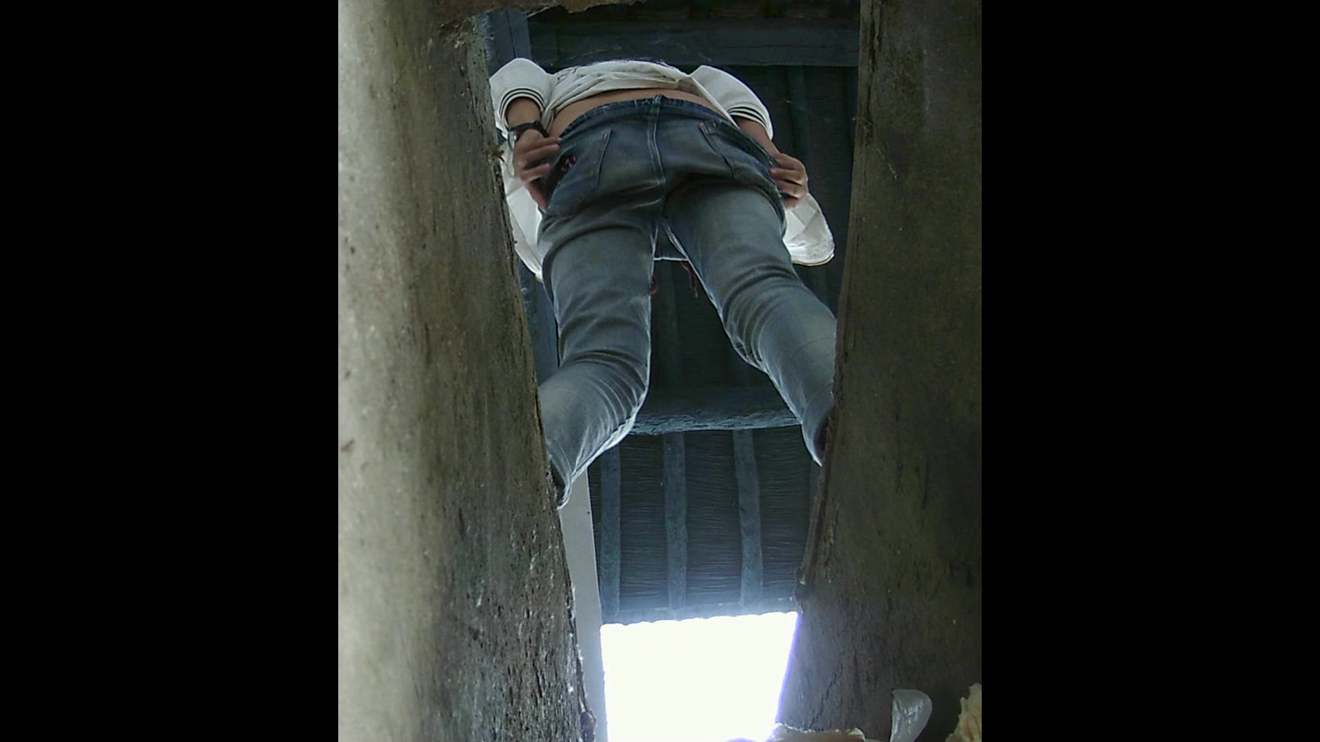 农村中学沟厕偷拍一