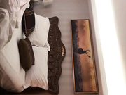 司机小王趁老板开会的时候和他姘头在会所房间偷情骚货上位扭屁股很淫骚