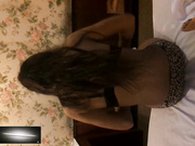 约啪高颜值舞蹈系大三大咪咪妹子抓住两个大咪咪射在肚子上