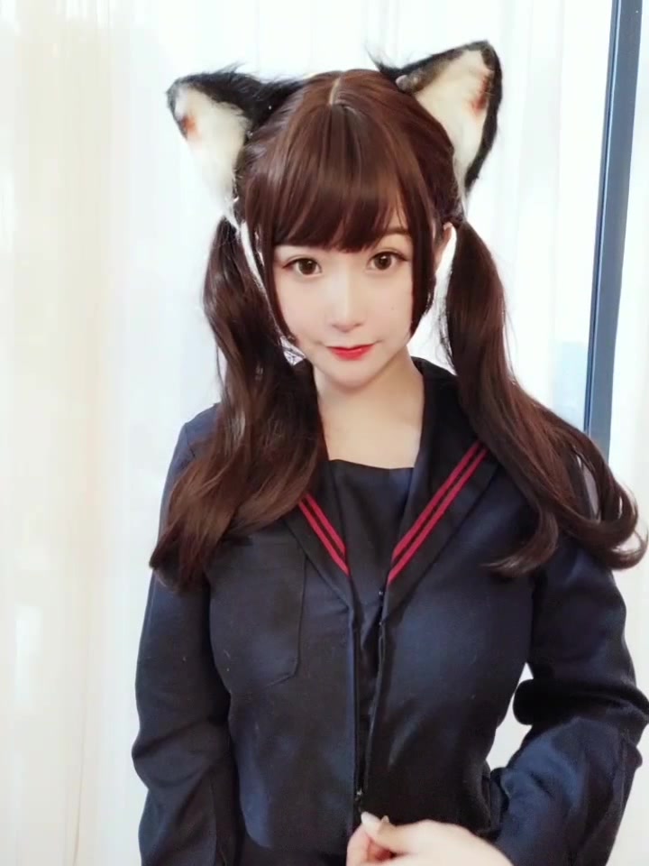 【女神推荐】菠萝社极品嫩模『猫九酱』大尺度视图流出 巨乳娇娘COS制服诱惑