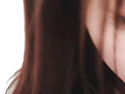 这妹子真得劲全程露脸童颜巨乳肥臀小嫩逼，躺在床上奶子又大又挺还会颤抖，自己都能舔小嫩逼特写水多不要错过