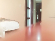 招嫖小卡片找来两个妹子玩双飞哈哈每天吃几个生蚝就是厉害