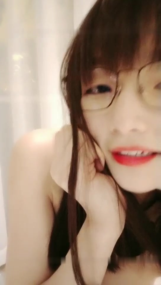 清纯小嫩妹直播 勾搭外卖小哥激情口交啪啪