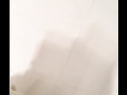 身材高挑的清纯妹子浴室开腿“洗海鲜”