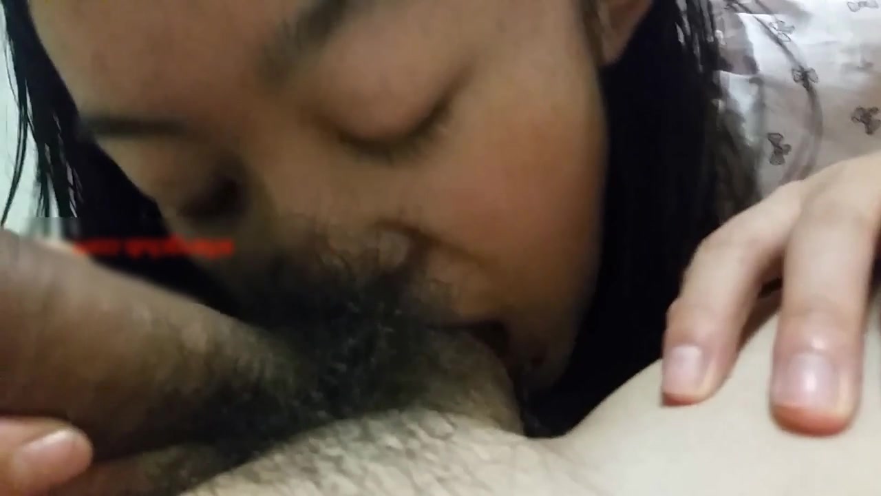 【泄密流出】穿上最贵一套调教非常听话的大学妹子 对话非常搞笑