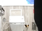 商场双机位TP高颜值美眉嘘嘘