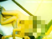 有情调小伙放着音乐小旅店嫖身材娇小看年龄不大的嫩鸡边干边聊还挺猛的体位变换猛干就是不射很持久