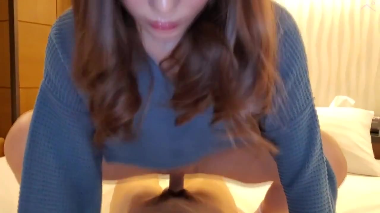 约会外围高颜值精致白富美遛狗吃饭回酒店啪啪啪无毛白浆多内射中出2炮