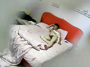 賓館鐘點房拍攝到的漢奸頭中年大叔和大奶小情人開房偷情 貌似下面毛多舔逼吃了不少毛毛 露臉高清