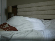 胳膊受伤了小哥酒店约操极品身材的女友露脸