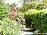 快递员肖恩给美女克拉克送上特别的屌