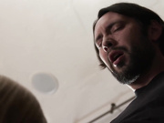 人妻与朋友们狂野吹箫现场被厚厚的精液覆盖